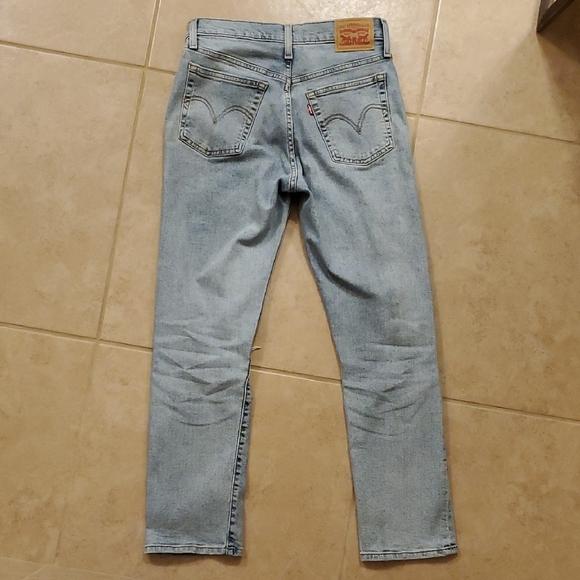 Levi's Wedgie Straight Jeans - Picture 2 of 5